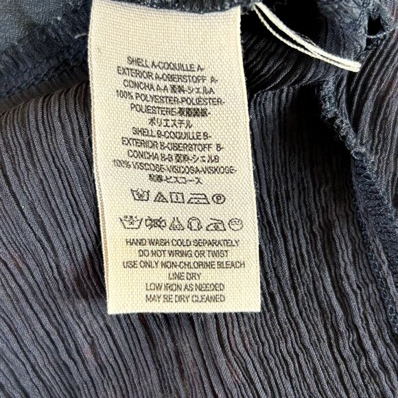 FREE PEOPLE Pebble Crepe So Fine Smocked Tunic Top Navy Floral Bell Sleeve Sz S - Picture 11 of 13